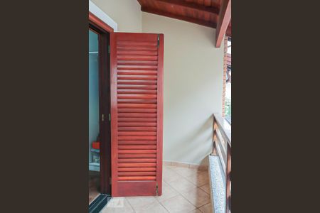 Casa de condomínio para alugar com 430m², 4 quartos e 4 vagasDormitório 1 - varanda