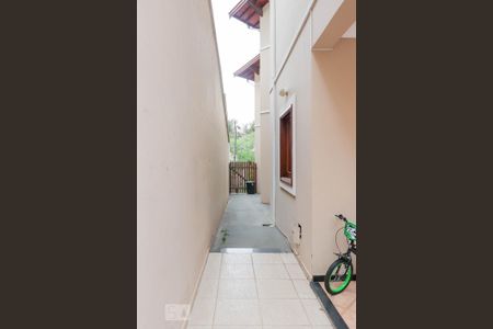 Casa de condomínio para alugar com 430m², 4 quartos e 4 vagasÁrea Externa 