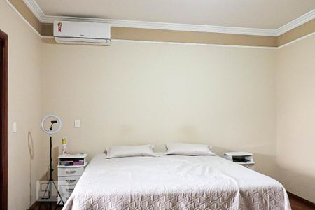 Casa de condomínio para alugar com 430m², 4 quartos e 4 vagasSuíte 1