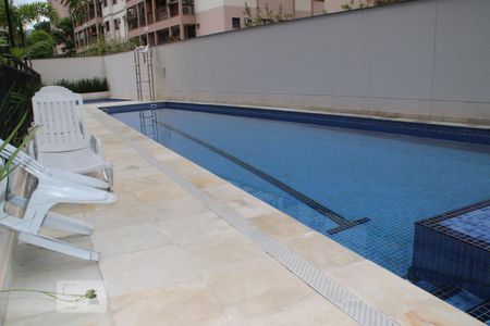 Apartamento à venda com 46m², 2 quartos e 1 vagaÁrea comum - Piscina