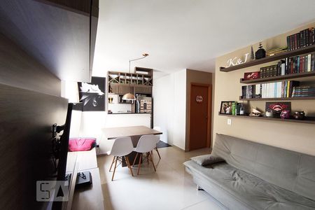 Sala de apartamento à venda com 2 quartos, 42m² em Rondônia, Novo Hamburgo