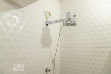 Casa à venda com 120m², 4 quartos e 2 vagas Casa à venda com 120m², 4 quartos e 2 vagasBanheiro