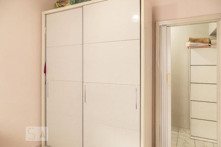 Casa à venda com 120m², 4 quartos e 2 vagas Casa à venda com 120m², 4 quartos e 2 vagasQuarto 2