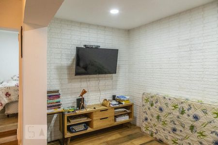 Casa à venda com 120m², 4 quartos e 2 vagas Casa à venda com 120m², 4 quartos e 2 vagasSala