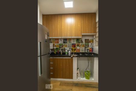 Casa à venda com 120m², 4 quartos e 2 vagas Casa à venda com 120m², 4 quartos e 2 vagasCozinha