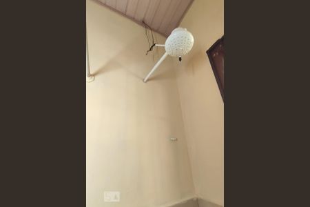 Casa à venda com 60m², 2 quartos e 2 vagas Casa à venda com 60m², 2 quartos e 2 vagasBanheiro