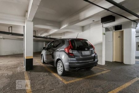 Apartamento para alugar com 70m², 2 quartos e 1 vaga Apartamento para alugar com 70m², 2 quartos e 1 vagaGaragem