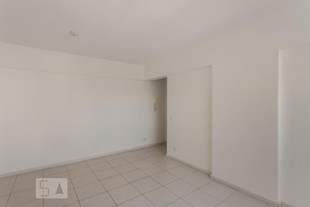 Apartamento para alugar com 70m², 2 quartos e 1 vaga Apartamento para alugar com 70m², 2 quartos e 1 vagaSala