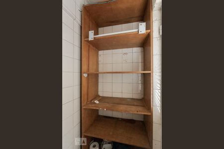 Apartamento para alugar com 70m², 2 quartos e 1 vaga Apartamento para alugar com 70m², 2 quartos e 1 vagaBanheiro de Serviço