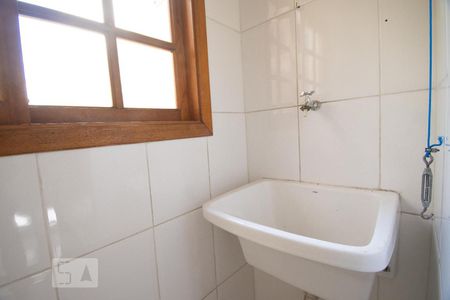 Casa para alugar com 50m², 2 quartos e sem vagaÁrea de Serviço