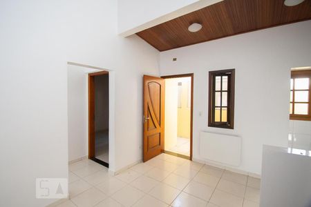 sala de casa para alugar com 2 quartos, 50m² em Campininha, São Paulo