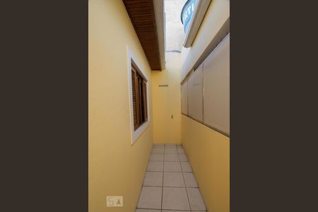 Casa para alugar com 50m², 2 quartos e sem vagaQuintal