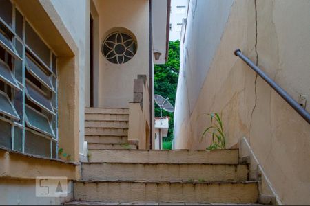 Casa à venda com 134m², 2 quartos e 2 vagasEntrada