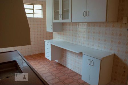 Casa à venda com 134m², 2 quartos e 2 vagasCozinha