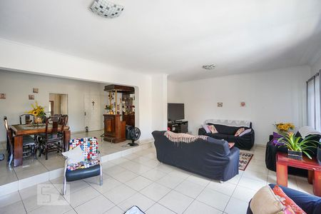 Sala de estar de casa à venda com 5 quartos, 540m² em Chácara Santo Antônio , São Paulo