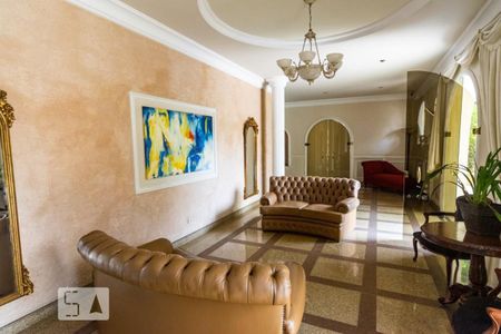 Apartamento para alugar com 186m², 3 quartos e 3 vagas Apartamento para alugar com 186m², 3 quartos e 3 vagasÁrea comum - Hall Social