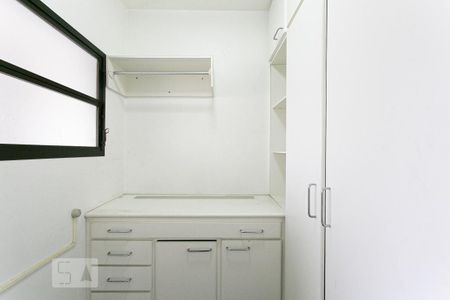 Apartamento para alugar com 186m², 3 quartos e 3 vagas Apartamento para alugar com 186m², 3 quartos e 3 vagasQuarto de Serviço