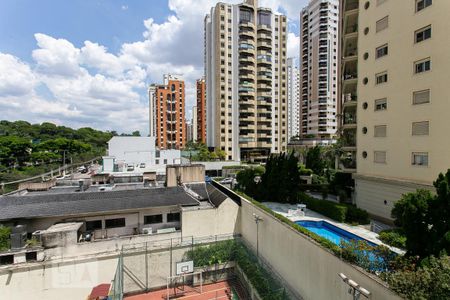 Apartamento para alugar com 186m², 3 quartos e 3 vagas Apartamento para alugar com 186m², 3 quartos e 3 vagasVista da Suíte 1