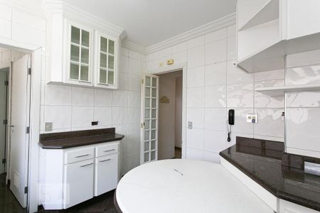 Apartamento para alugar com 186m², 3 quartos e 3 vagas Apartamento para alugar com 186m², 3 quartos e 3 vagasCozinha