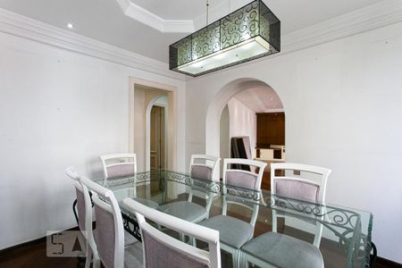 Apartamento para alugar com 186m², 3 quartos e 3 vagas Apartamento para alugar com 186m², 3 quartos e 3 vagasSala de Jantar