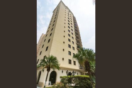 Apartamento para alugar com 186m², 3 quartos e 3 vagas Apartamento para alugar com 186m², 3 quartos e 3 vagasFachada