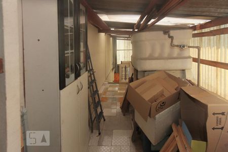 Casa à venda com 170m², 3 quartos e 2 vagas Casa à venda com 170m², 3 quartos e 2 vagasTerraço