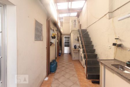 Casa à venda com 170m², 3 quartos e 2 vagas Casa à venda com 170m², 3 quartos e 2 vagasCorredor