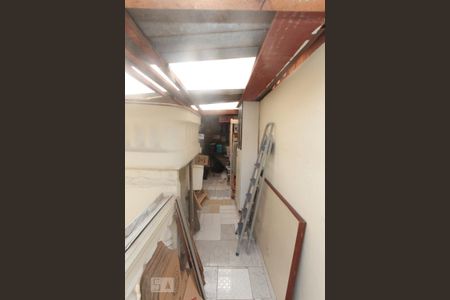 Casa à venda com 170m², 3 quartos e 2 vagas Casa à venda com 170m², 3 quartos e 2 vagasTerraço