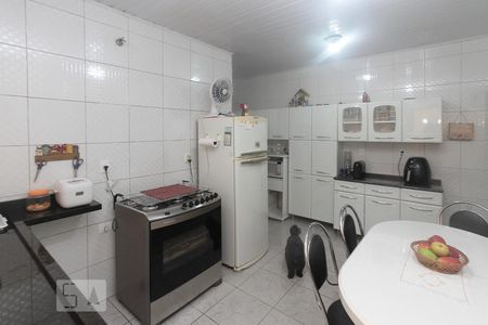 Casa à venda com 170m², 3 quartos e 2 vagas Casa à venda com 170m², 3 quartos e 2 vagasCozinha