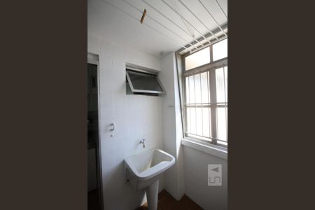 Apartamento à venda com 80m², 2 quartos e 1 vagaÁrea de Serviço