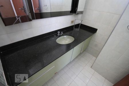 Apartamento à venda com 80m², 2 quartos e 1 vagaSuíte