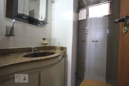 Apartamento à venda com 80m², 2 quartos e 1 vagaBanheiro