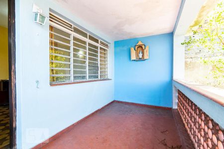 varanda de casa à venda com 3 quartos, 200m² em Vila Fachini, São Paulo