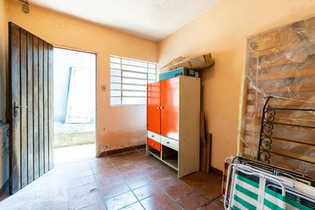 Casa à venda com 200m², 3 quartos e 3 vagasQuarto 2 da Edícula