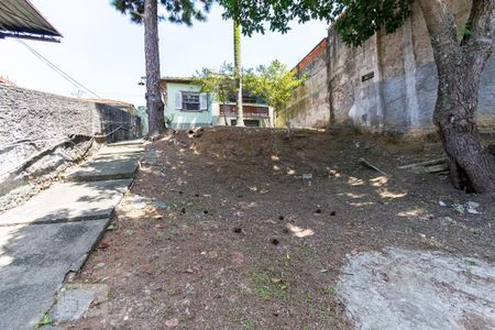 Casa à venda com 200m², 3 quartos e 3 vagasQuintal da frente 