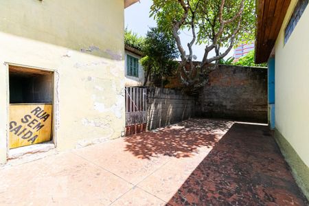 Casa à venda com 200m², 3 quartos e 3 vagasQuintal dos fundos