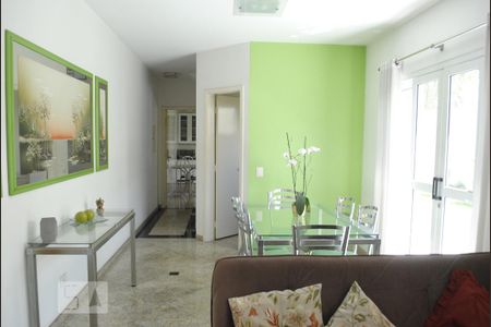 Sala de casa à venda com 3 quartos, 390m² em Vila Santa Clara, São Paulo