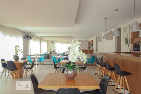 Apartamento para alugar com 63m², 2 quartos e 2 vagasSAlão festa