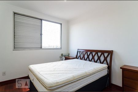 Quarto 1 de apartamento para alugar com 2 quartos, 60m² em Vila Parque Jabaquara, São Paulo