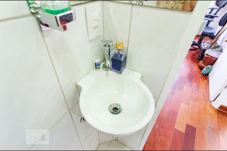 Lavabo de apartamento para alugar com 2 quartos, 60m² em Vila Parque Jabaquara, São Paulo