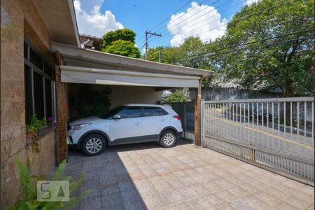 Casa à venda com 320m², 4 quartos e 3 vagas Casa à venda com 320m², 4 quartos e 3 vagasGaragem