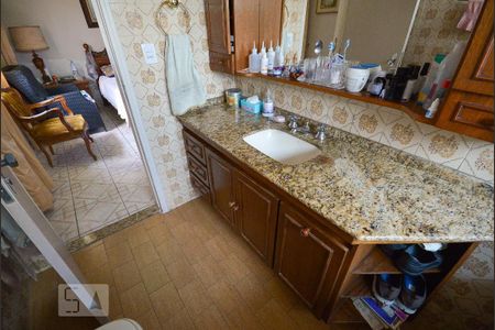 Casa à venda com 320m², 4 quartos e 3 vagas Casa à venda com 320m², 4 quartos e 3 vagasSuite Quarto 3