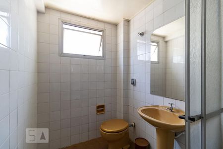 Banheiro de apartamento à venda com 1 quarto, 50m² em Cambuci, São Paulo