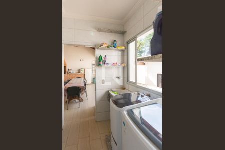 Casa à venda com 200m², 3 quartos e 3 vagasÁrea de Serviço