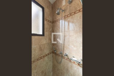 Casa à venda com 200m², 3 quartos e 3 vagasBanheiro da Suíte 2