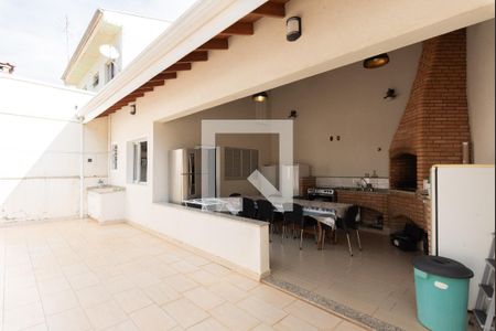 Casa à venda com 200m², 3 quartos e 3 vagasEspaço Gourmet