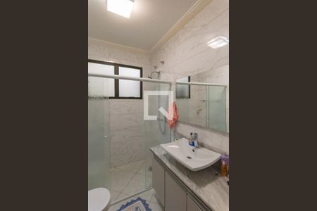 Casa à venda com 200m², 3 quartos e 3 vagasBanheiro