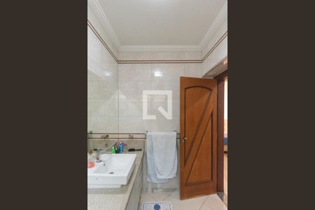 Casa à venda com 200m², 3 quartos e 3 vagasBanheiro da Suíte 1