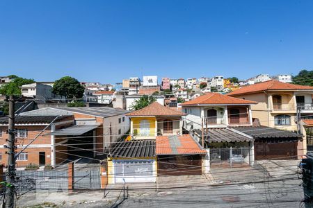 Vista do Quarto 1 de casa para alugar com 2 quartos, 100m² em Vila Pereira Cerca, São Paulo