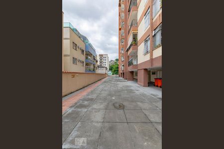 Apartamento à venda com 77m², 2 quartos e 1 vagaÁrea comum